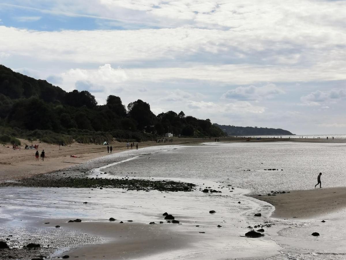 Phare Des Impressionnistes Appartement Honfleur Buitenkant foto