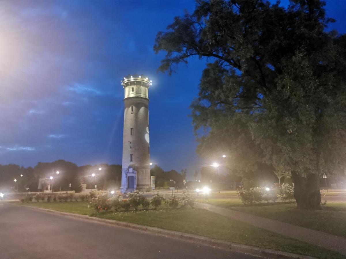 Phare Des Impressionnistes Appartement Honfleur Buitenkant foto